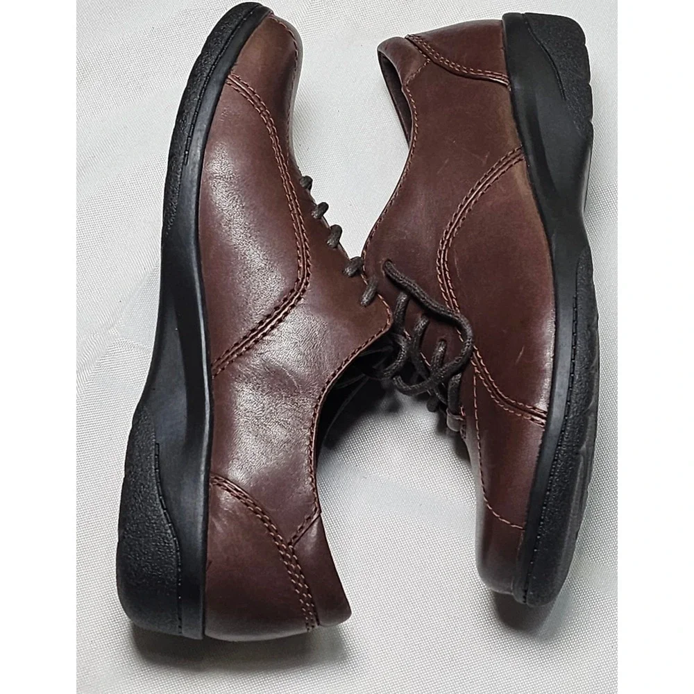 Clarks Collection Brown Leather Lace Up Oxford Shoes Women Size 5.5 US New‎